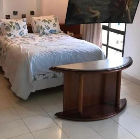 Flat Hotel De Fama Internacional 2 Goiania Exterior photo